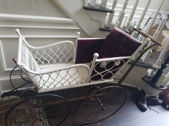 Victorian baby stroller