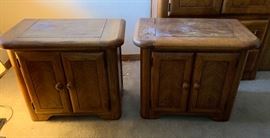 2 Oak Nightstands PAIR AS-IS 23x28x17 HxWxD