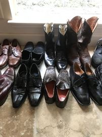 Men's shoes, mostly size 12, some 11.5, 12.5, 13