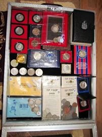 PROOF COIN SETS, FOREIGN TRAVEL/TIP PACKS