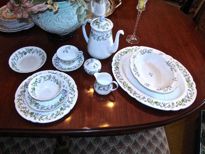 COMPLETE SERVICE FOR 4 OF SHELLY, HAREBELL PATTERN CHINA 'INCLUDING' DOUBLE HANDLE SOUP BOWLS( ALSO TESTED AND CAN BE WASHED IN DISHWASHER)