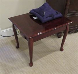 Queen Anne style end table