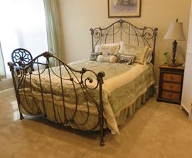 Guest bedroom furniture
