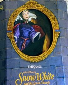 Evil queen snow white