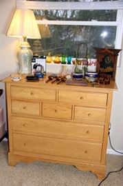 Lexington Furniture Chest of Drawers