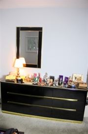 Lane Black Lacquer King Bedroom Set