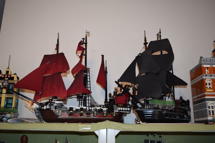 Collectible Pirate Ships