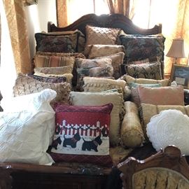 Look at all those pillows!