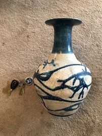 Shelbyville, TN potter vase in Raku style