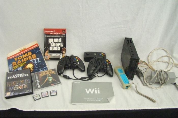 Misc Video Game Lot Wii Playstation XBOX Nintendo DS
