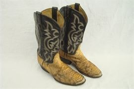 Vintage Tony Lama Python Snakeskin Metal Tipped Boots 9.5