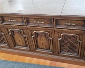 Buffet     https://ctbids.com/#!/description/share/120679