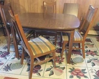  Dining Table with 4 Chairs https://ctbids.com/#!/description/share/120701
