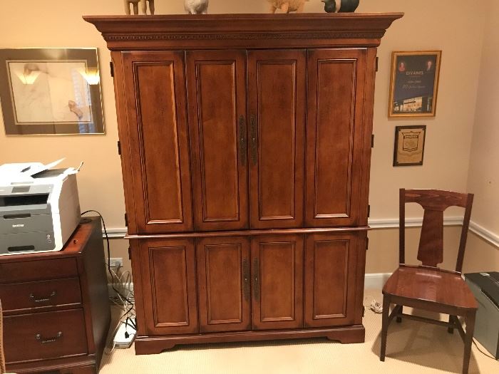 Office cabinet/computer stand