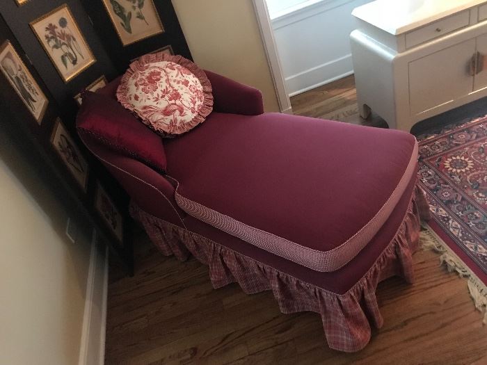 Chaise lounge