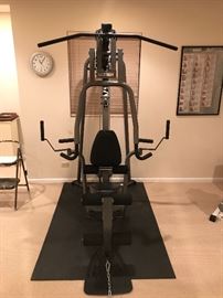 Para body exercise machine