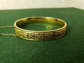 Vtg Betsy Ross Bangle