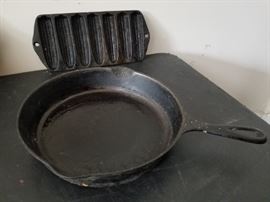 Vtg Cast Iron Skillet, Sticks
