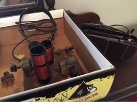 Vtg Crystal Radio and Desk Lamp