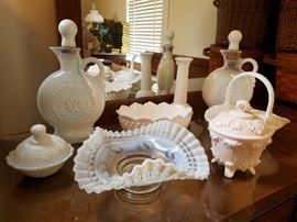 Vtg Milk Glass
