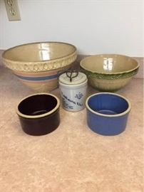 Vtg Pottery Bowls and Sifter