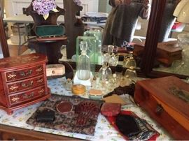 Vtg Vanity Items