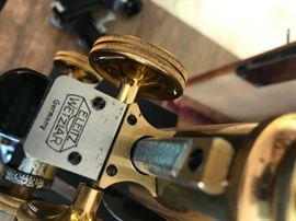 #15	Eleitz Ernst Leitz Microscope w/brass & 5 lenses in Case w/lock Vintage	 $400.00 
