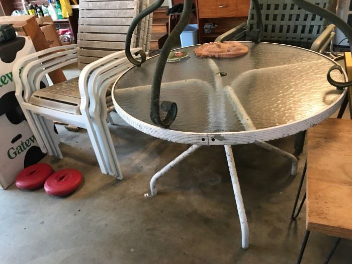 #88	White Patio Table w/6 chairs	 $75.00 
