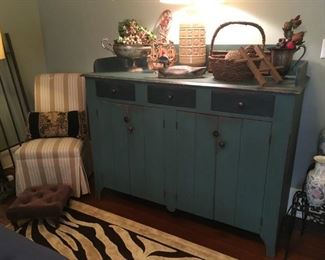 beautiful Farm House painted piece