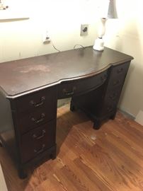 Mahogany desk...Could also be used as a vanity