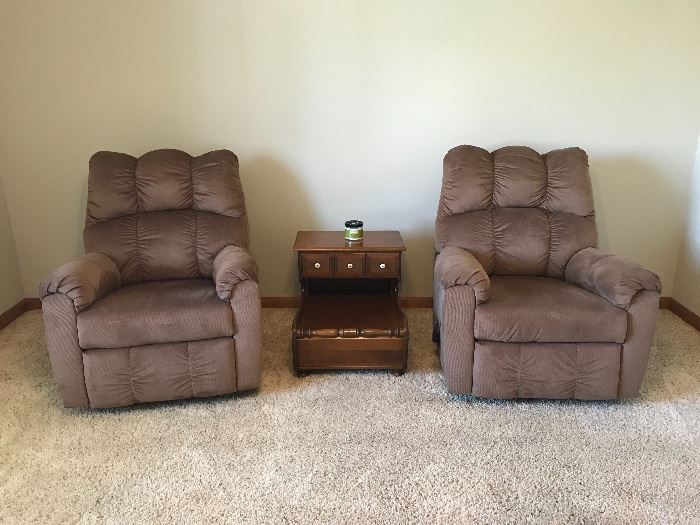 (2) Matching Recliners From Ashley Furniture