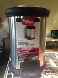 Small trash step can