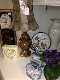 More vanity accessories