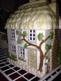 Cottage canister