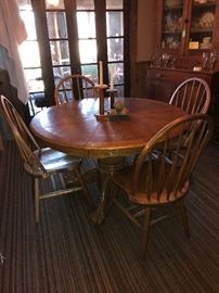 Solid Wood Clawfoot Pedestal Table (w/ (1) leaf not shown) & (4) Chairs 
