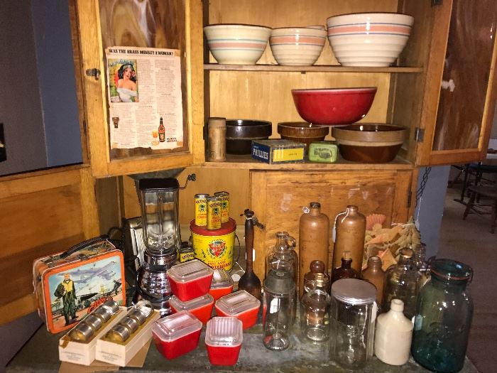 Vintage Pottery Bowls, Pyrex, Vintage Bottles & Tins, Vintage Toaster, Blender & Lunch Box & more!!