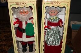 ANIMATED SANTA CLAUS AND MRS. CLAUS