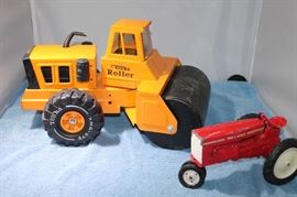 TONKA ROLLER AND RED TRACTOR