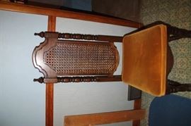 DINING ROOM CHAIR