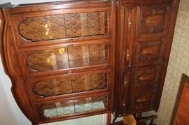 CHINA CABINET