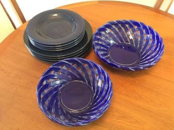 Cobalt Blue Plates and Bowls https://ctbids.com/#!/description/share/119778