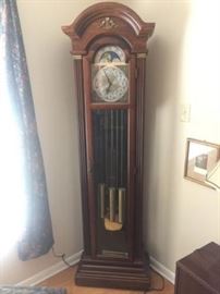 Pearl Grandfather Clock          https://ctbids.com/#!/description/share/119088