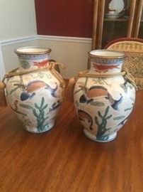 2 Fish Vases https://ctbids.com/#!/description/share/119098