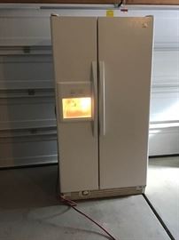 Kenmore Side by Side Refrigerator