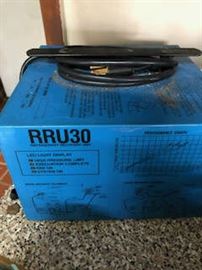 RRU30 Refrigerant Recovery Unit (more miscellaneous air conditioning equipment and parts_