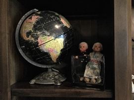 Replogle Orion Back Ocean Globe 50s - Rozetta Dolls Holland