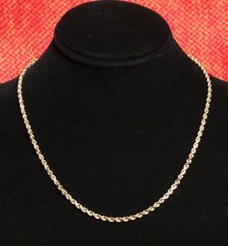 10 KT yellow gold rope necklace made in Italy.