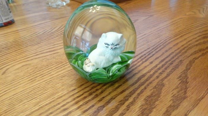 JOE ST. LOUIS CAT PAPERWEIGHT