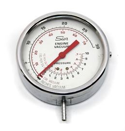 SUN ENGINE VACUUM GAUGE VINTAGE