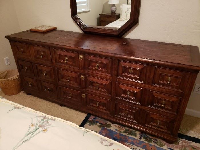 Credenza Dresser with Mirror